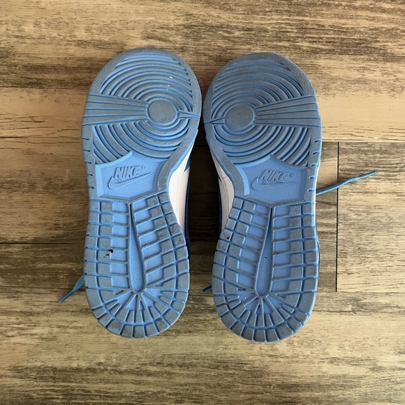 Nike Dunk Low University Blue Sneakers - Picture 6 of 7